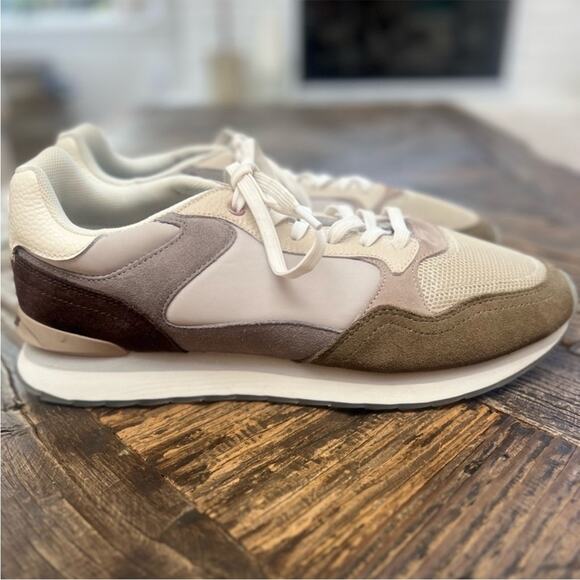 *NWOT Women’s Hoff City Sneaker San Diego Sneakers – Sz 10.5 - Picture 5 of 10